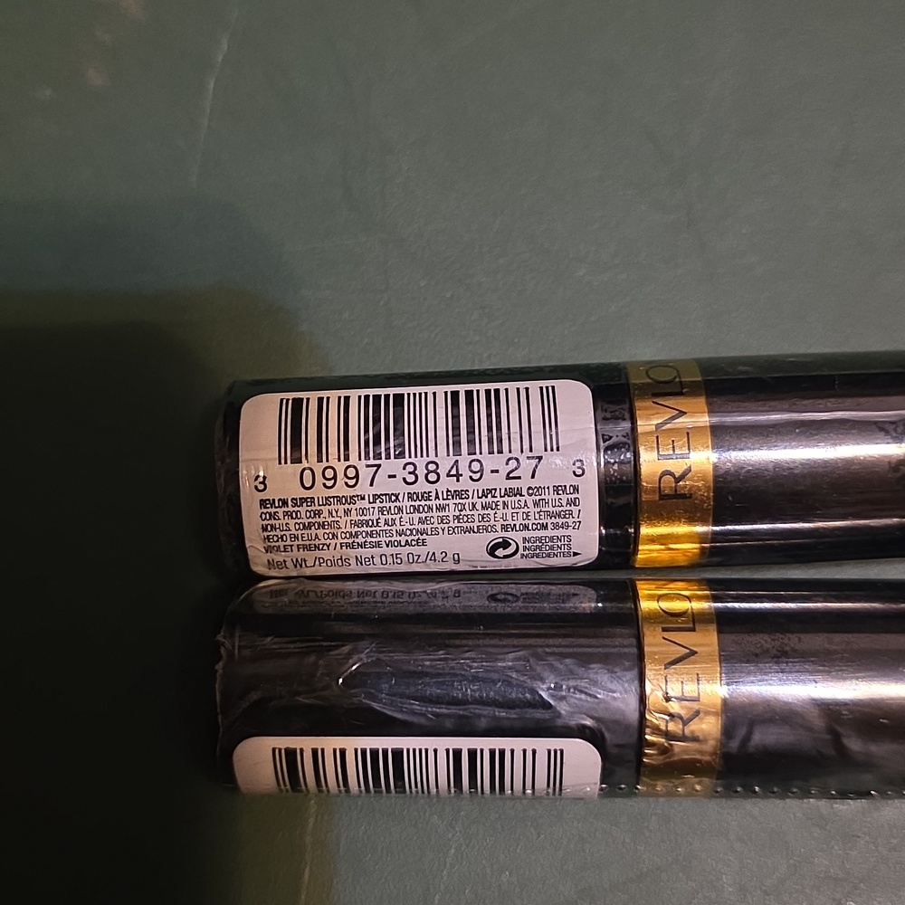 4x-Revlon Super Lustrous Lipstick #027 Violet Frenzy Makeup - Picture 3 of 3